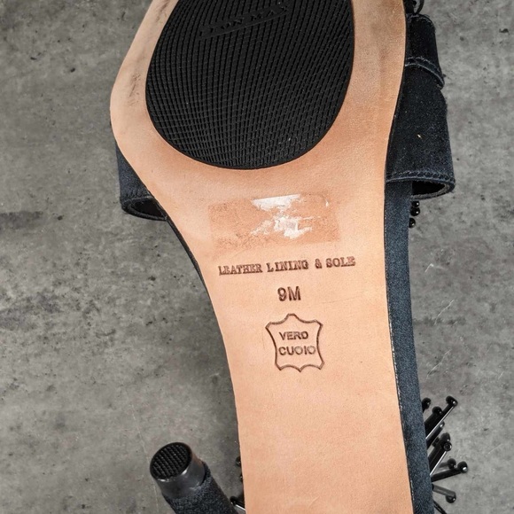 NWT/NIB Leon Max | Black Samba Beaded T-Strap Sandal - 9M - Picture 10 of 10